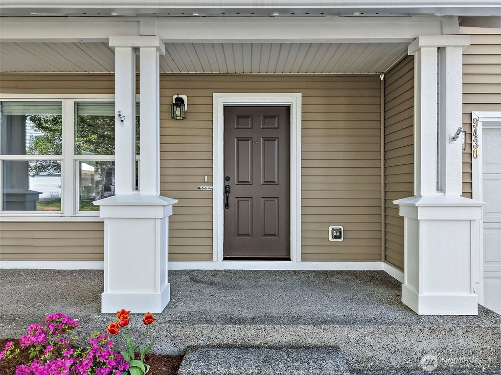 Photo of 9430 185th Street Ct E, Puyallup, WA 98375 (MLS # 2519983)