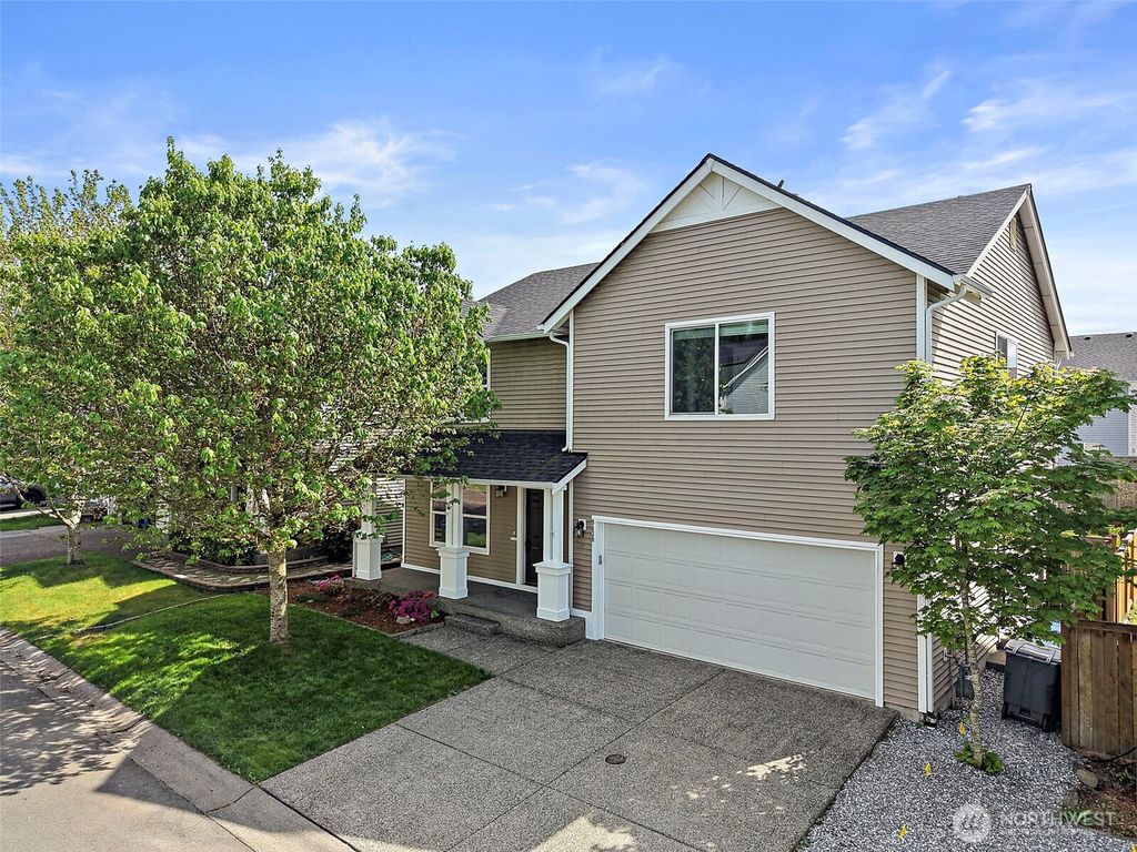 Photo of 9430 185th Street Ct E, Puyallup, WA 98375 (MLS # 2519983)