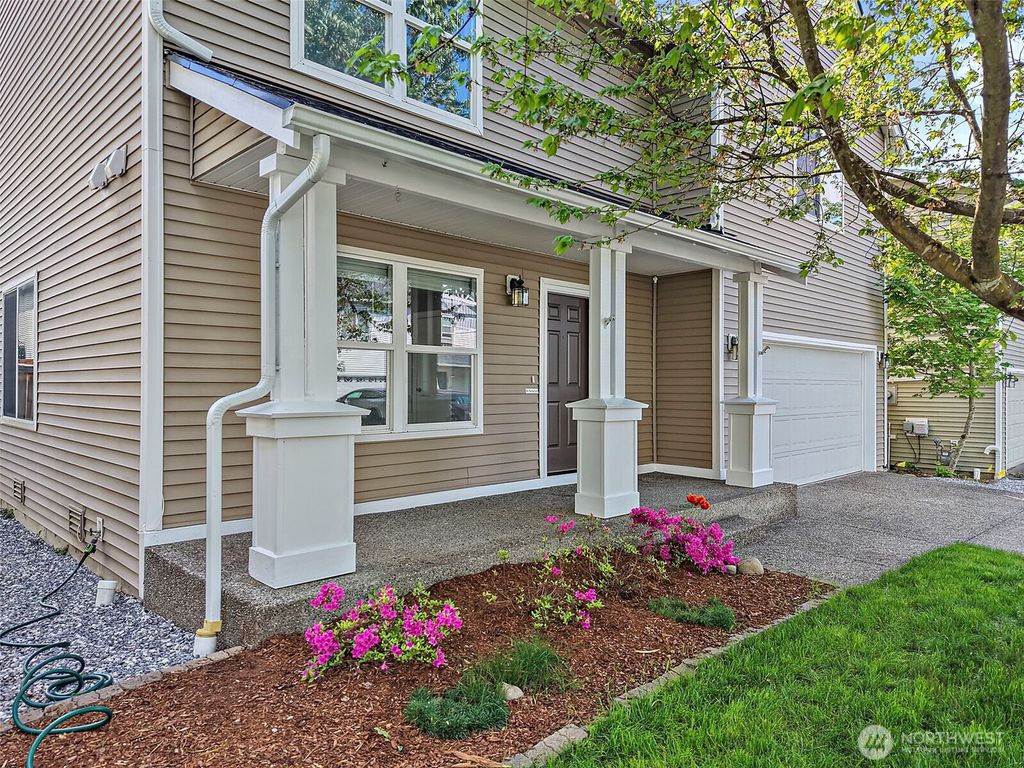 Photo of 9430 185th Street Ct E, Puyallup, WA 98375 (MLS # 2519983)
