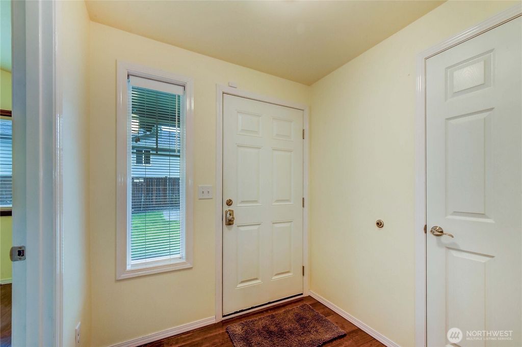 Photo of 7326 39th Place NE, Marysville, WA 98270 (MLS # 2335966)