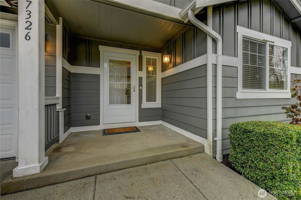 Photo of 7326 39th Place NE, Marysville, WA 98270 (MLS # 2335966)