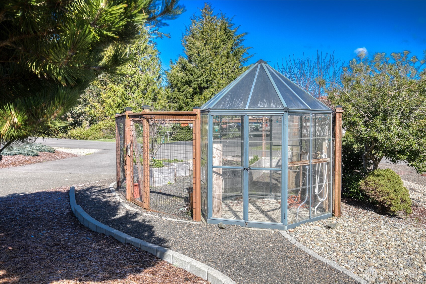 257 Chaparral Street SE