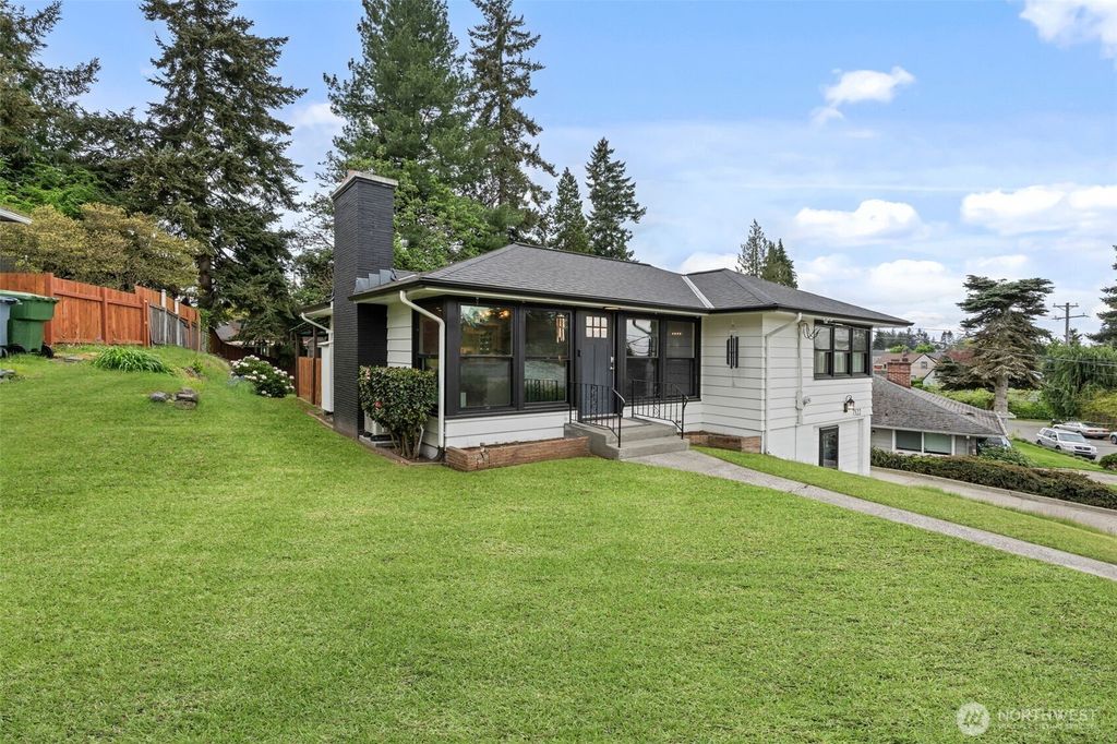 Photo of 7522 Olympus Drive W, Tacoma, WA 98466 (MLS # 2500099)