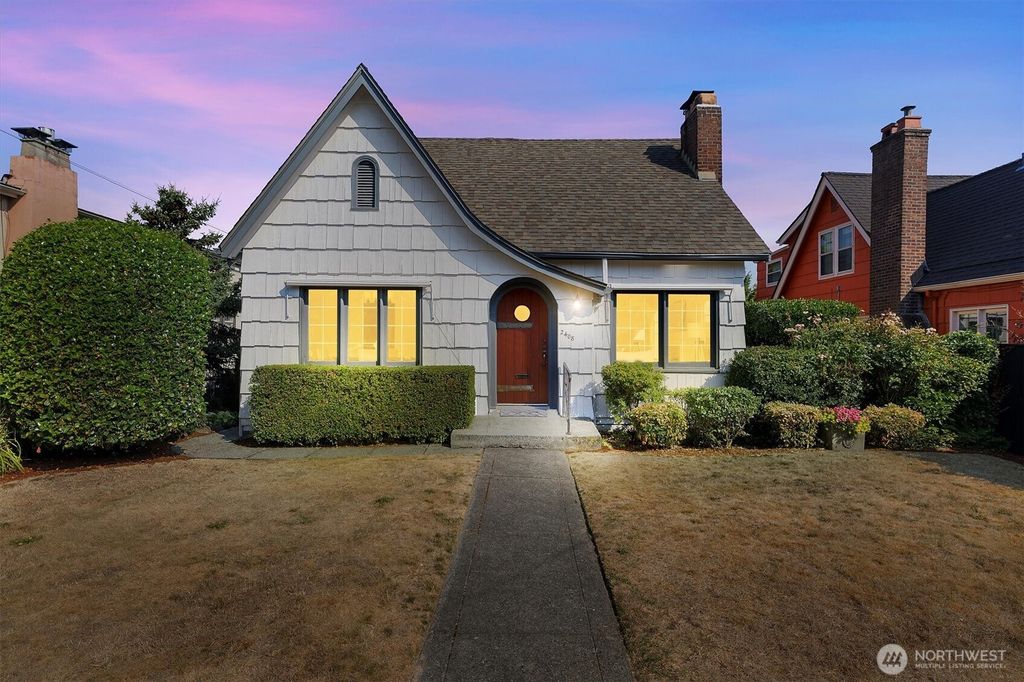 Photo of 2408 E Roanoke Street, Seattle, WA 98112 (MLS # 2429250)