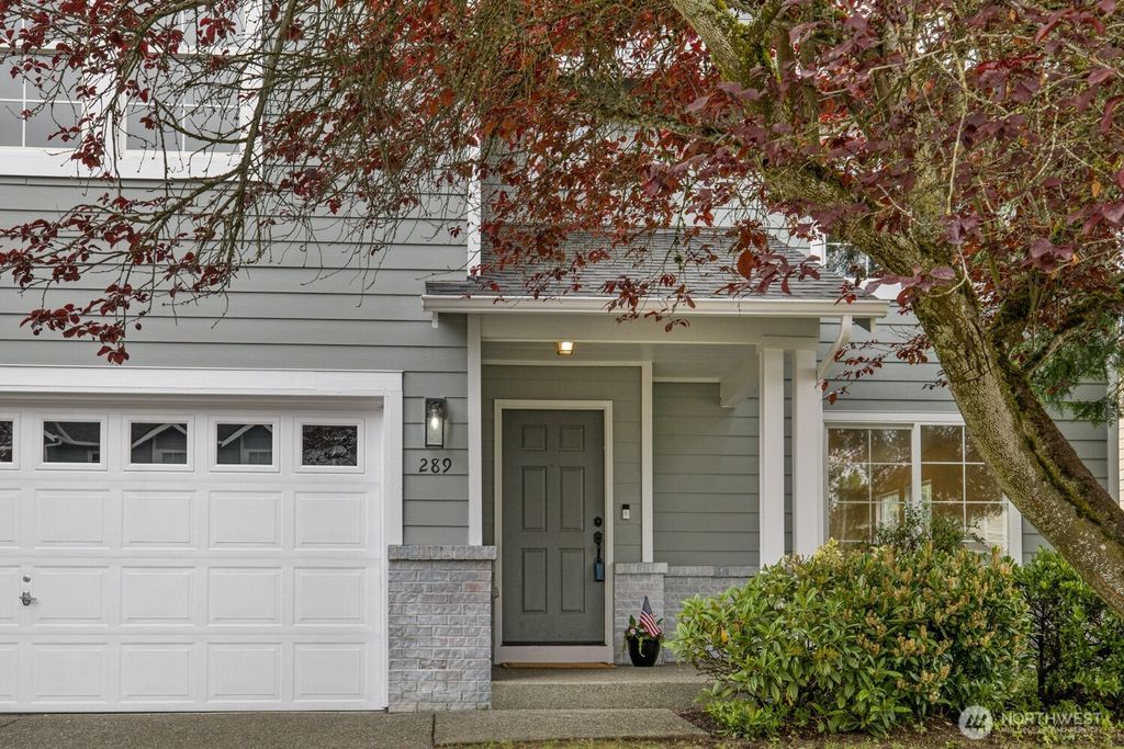 Photo of 289 Edmonds Avenue SE, Renton, WA 98056 (MLS # 2378034)
