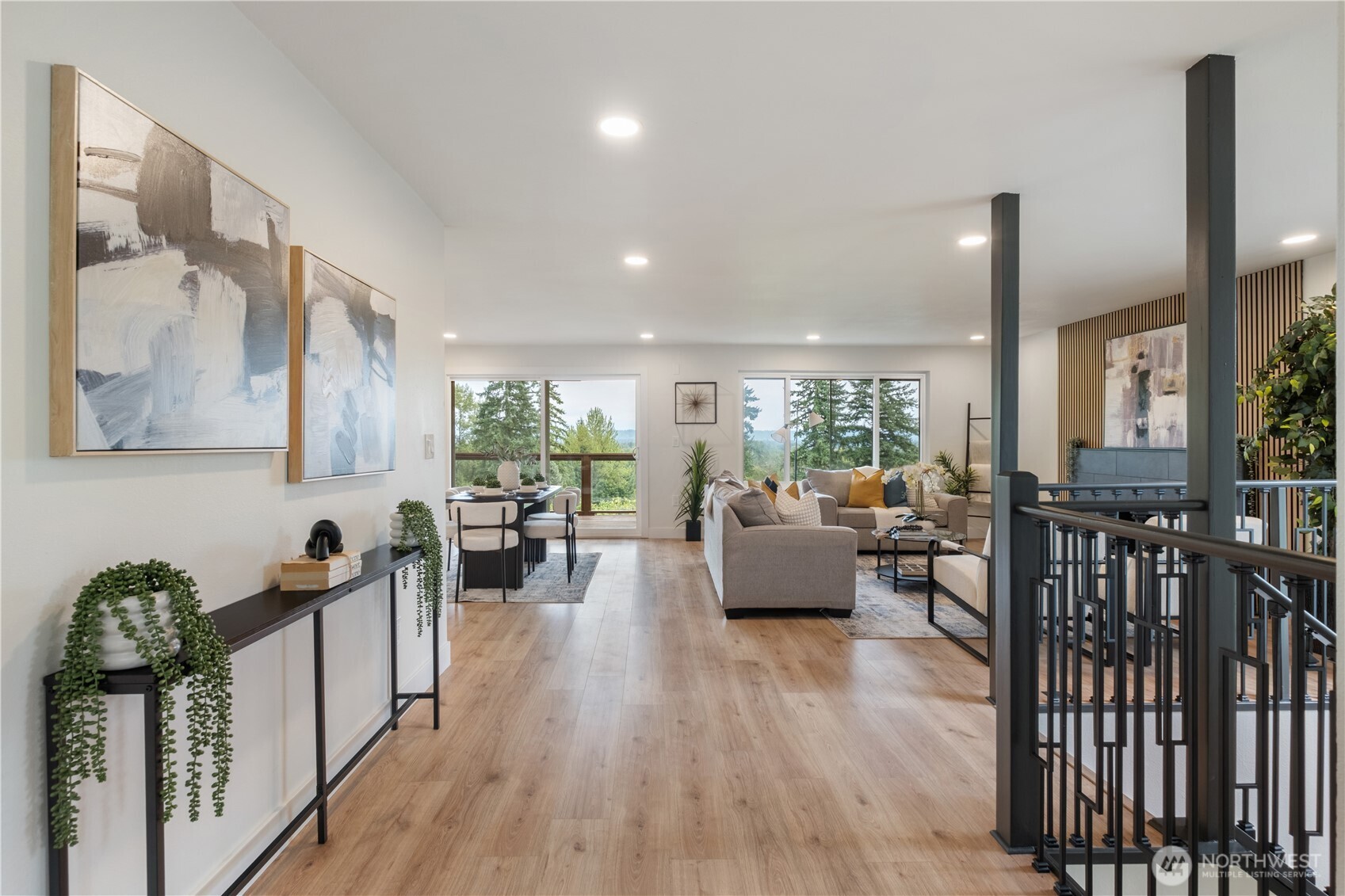 1122 118th Street NE