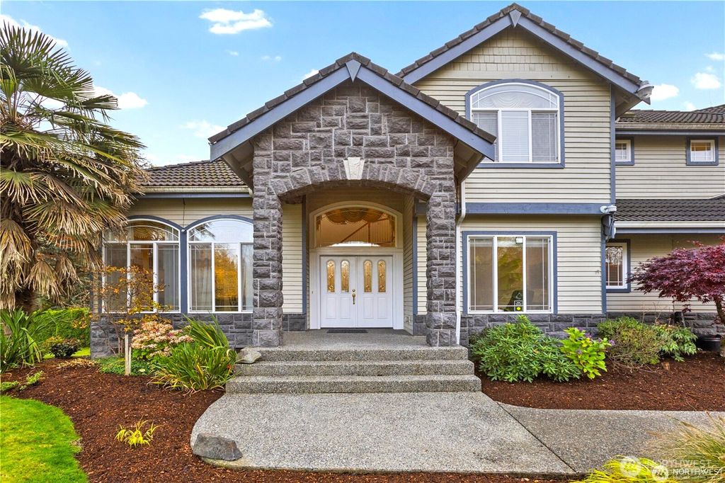 Photo of 8502 152 Street SE, Snohomish, WA 98296 (MLS # 2504305)