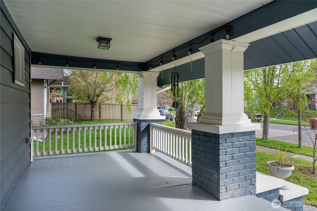 Photo of 4112 S Park Avenue, Tacoma, WA 98418 (MLS # 2498034)