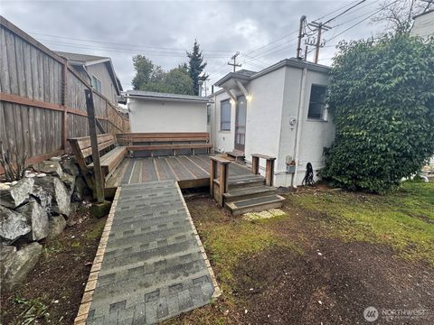 MLS: 2343871
