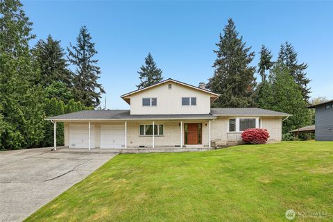 Photo of 5401 Ocean Avenue, Everett, WA 98203 (MLS # 2524142)