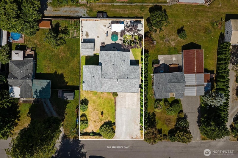 910 Dunlop Street