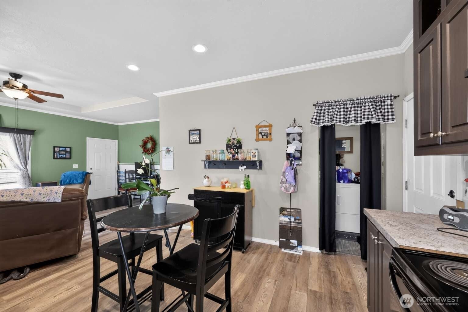 505 Chenois Avenue SE