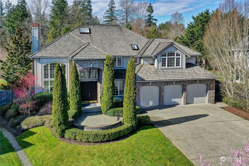 Photo of 26645 SE 15th Street, Sammamish, WA 98075 (MLS # 2049329)