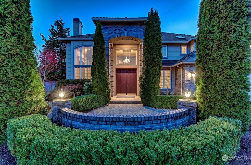 Photo of 26645 SE 15th Street, Sammamish, WA 98075 (MLS # 2049329)