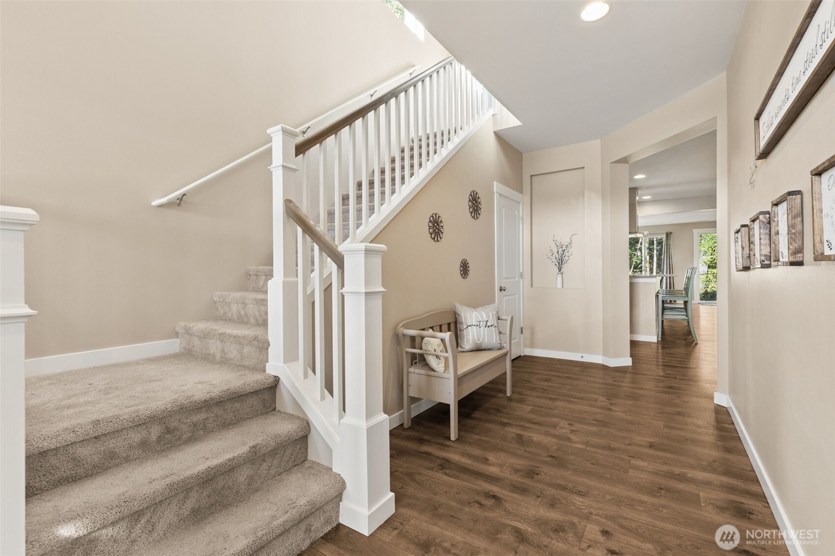 3025 Fiddleback Street NE