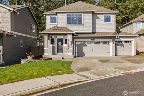Photo of 3025 Fiddleback Street NE, Lacey, WA 98516 (MLS # 2500091)