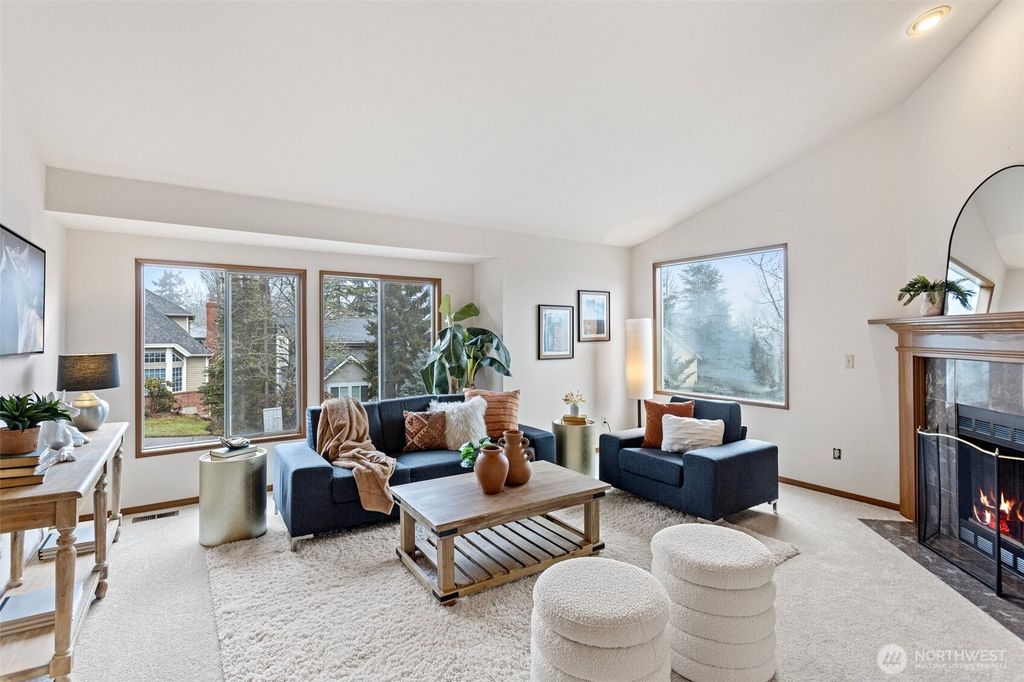 Photo of 15233 NE 73rd Street, Redmond, WA 98052 (MLS # 2330529)