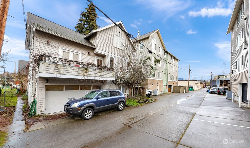 Photo of 23 W Cremona Street, Seattle, WA 98119 (MLS # 2331603)