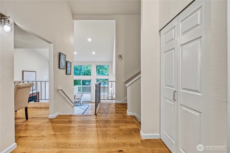 10827 159th Court NE