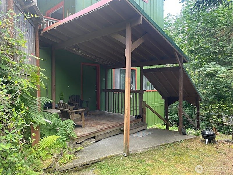 58410 State Route 410 E