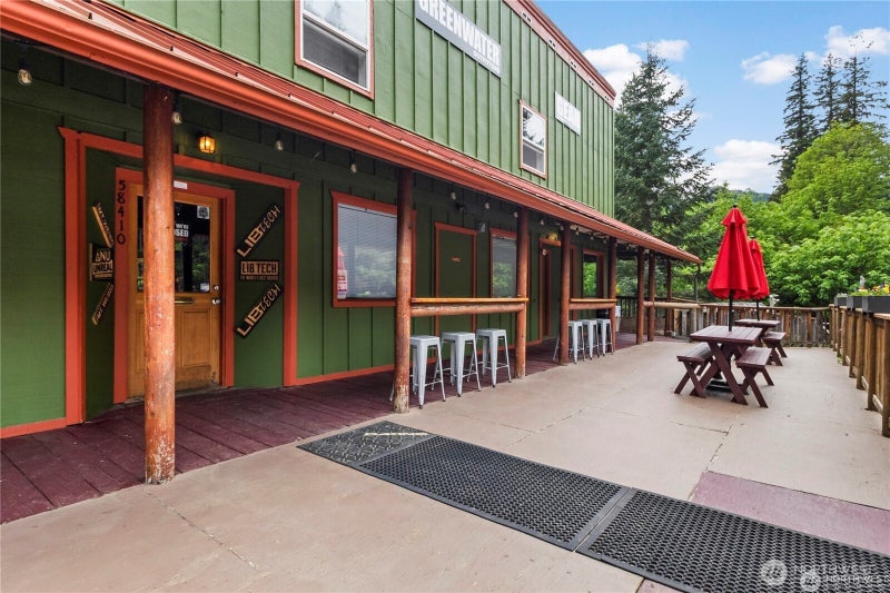 58410 State Route 410 E