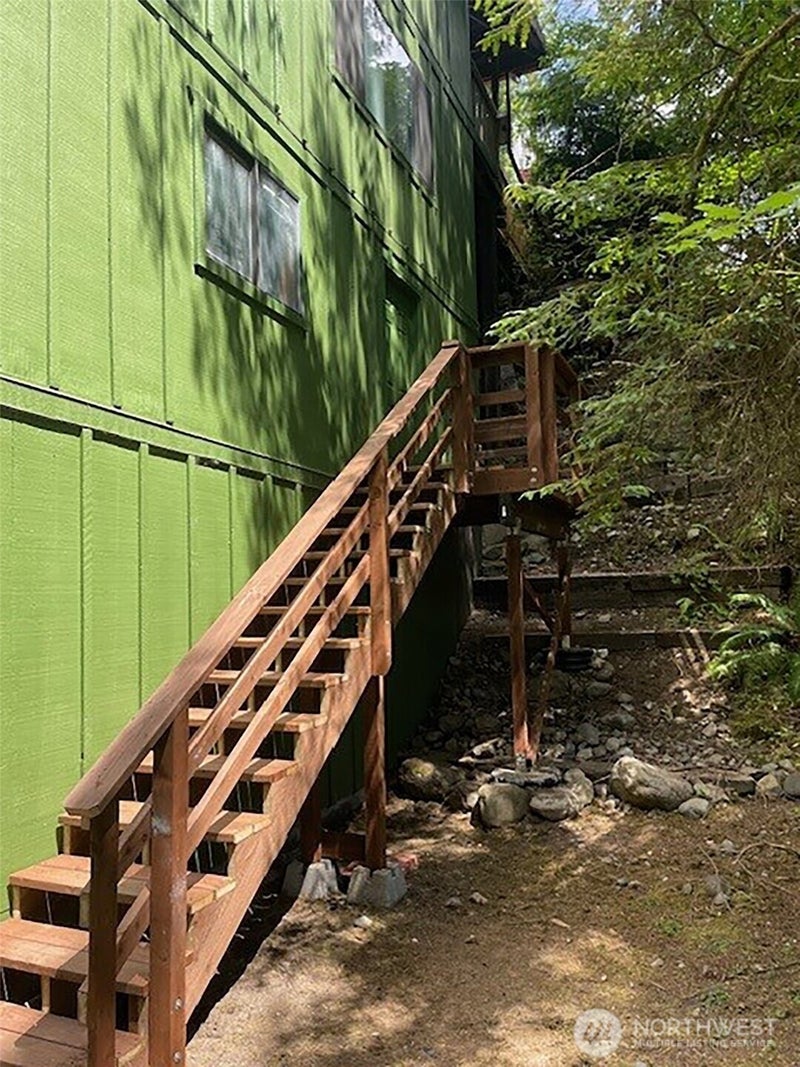 58410 State Route 410 E