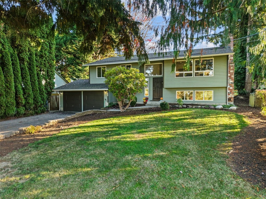 Photo of 13806 80th Street SE, Snohomish, WA 98290 (MLS # 2598596)
