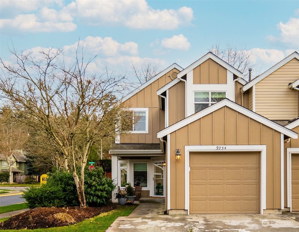 Photo of 9234 159th Place NE, Redmond, WA 98052 (MLS # 2328469)