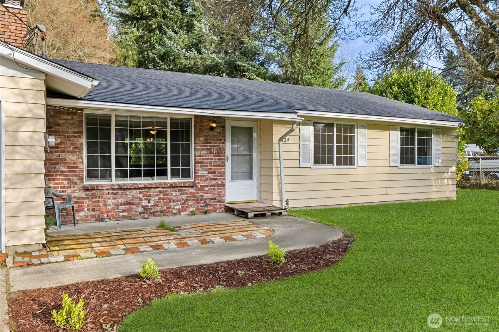 4424 Montclair Drive SE