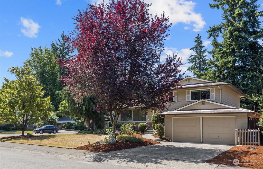 Photo of 11631 NE 155th Street, Kirkland, WA 98034 (MLS # 2138234)
