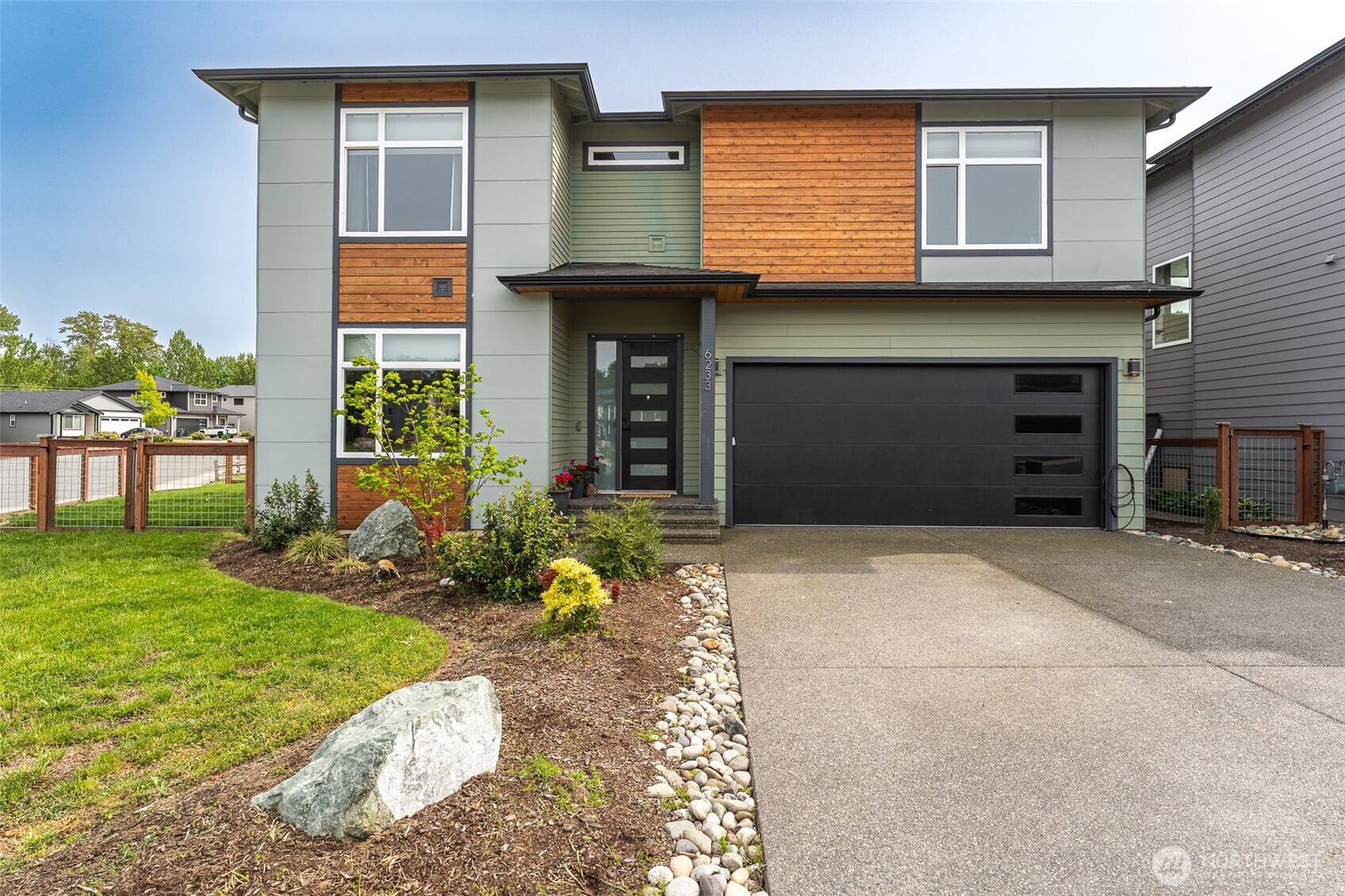6233 Fernridge Drive