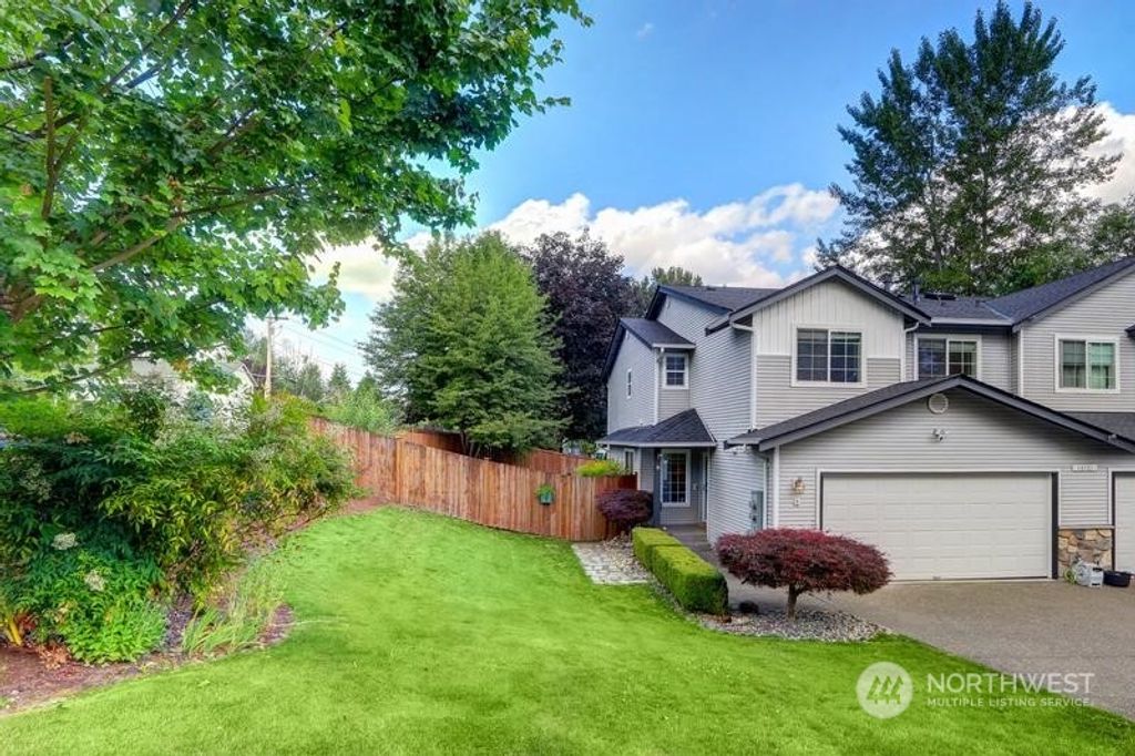 Photo of 14701 Manor Way #B, Lynnwood, WA 98087 (MLS # 2273330)