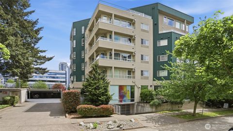 Photo of 4528 8th Avenue NE #4B, Seattle, WA 98105 (MLS # 2521022)