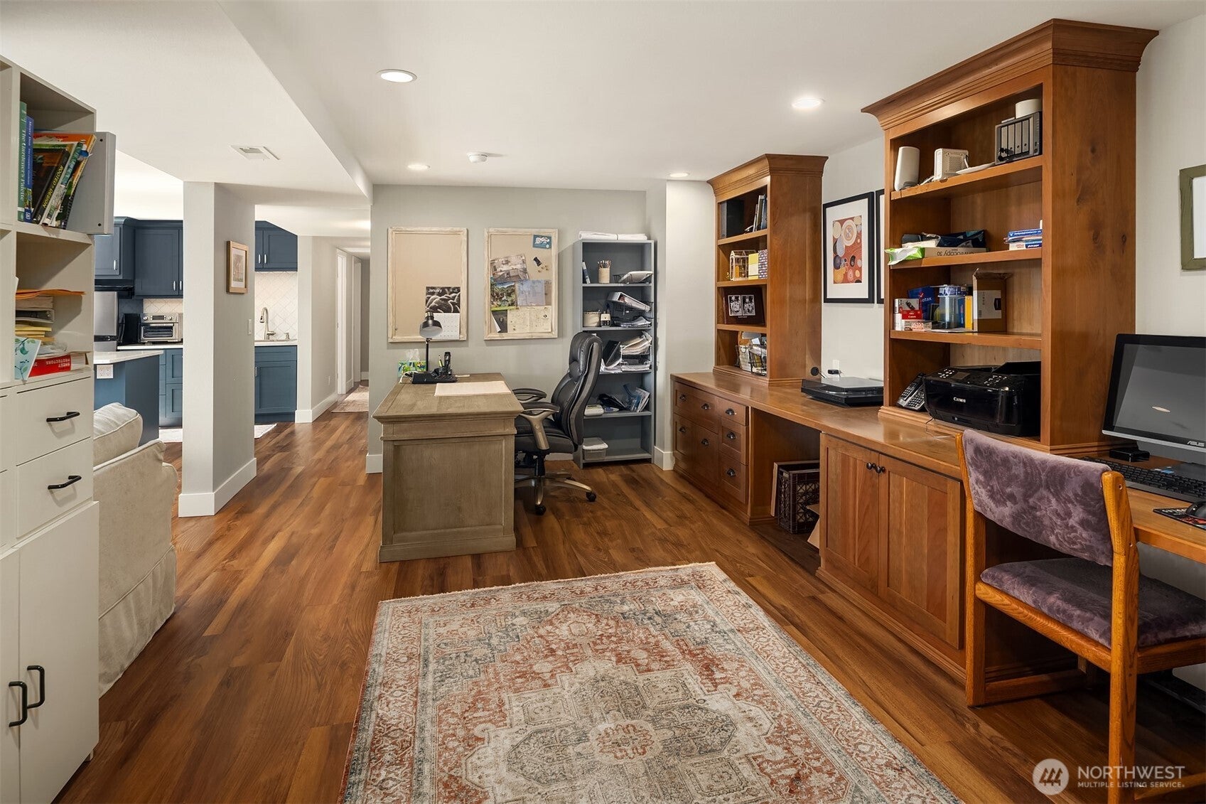 Sammamish, Washington, 98075, United States, 5 Bedrooms Bedrooms, ,4 BathroomsBathrooms,Residential,Active,2035111