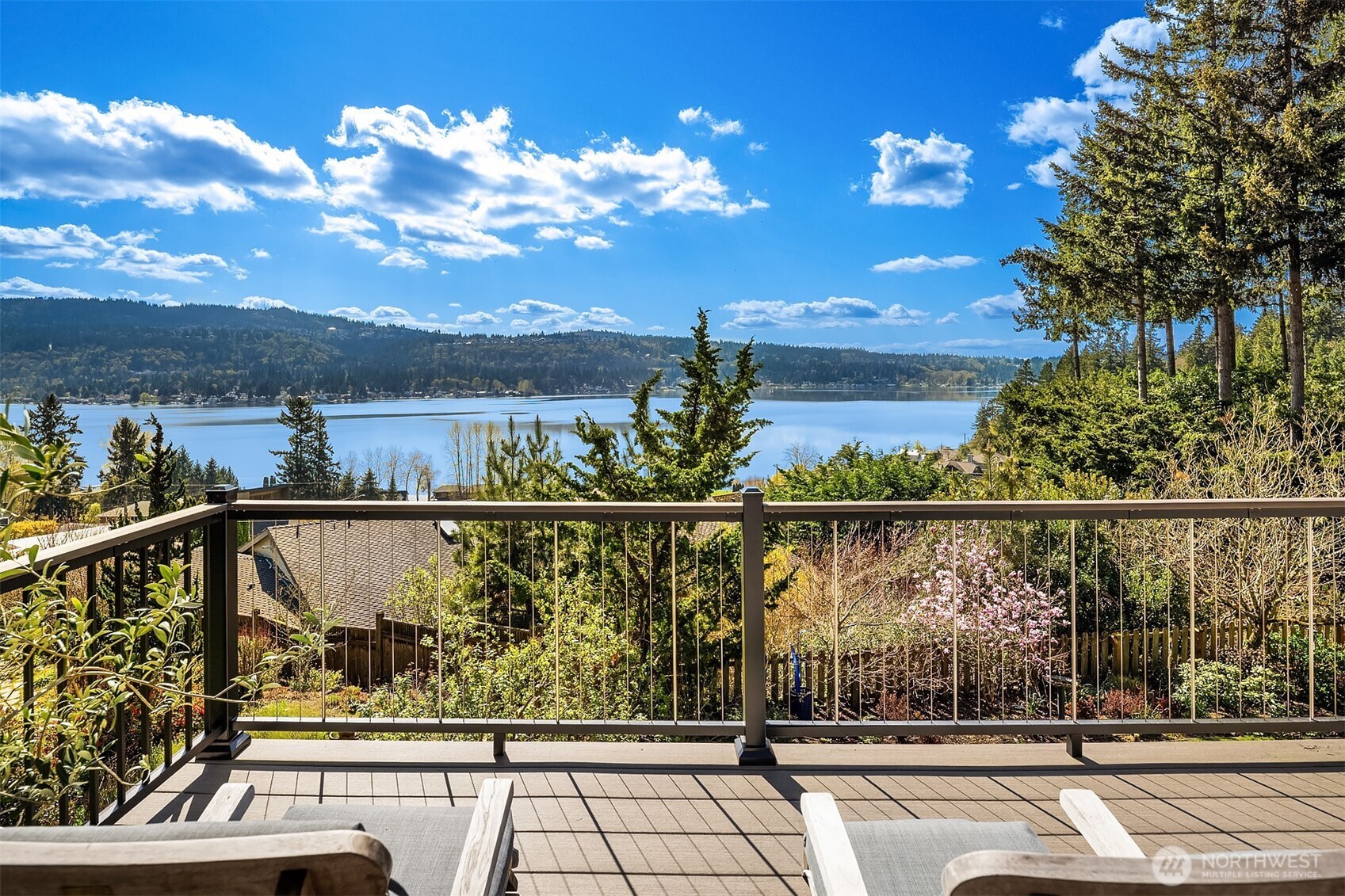 Sammamish, Washington, 98075, United States, 5 Bedrooms Bedrooms, ,4 BathroomsBathrooms,Residential,Active,2035111