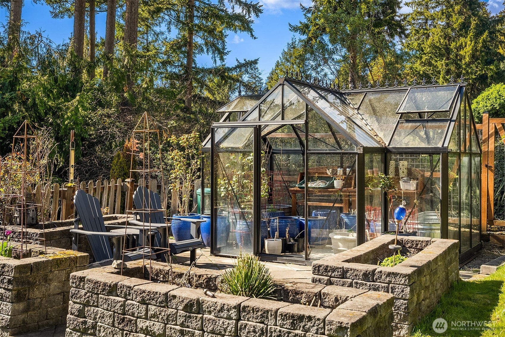 Sammamish, Washington, 98075, United States, 5 Bedrooms Bedrooms, ,4 BathroomsBathrooms,Residential,Active,2035111