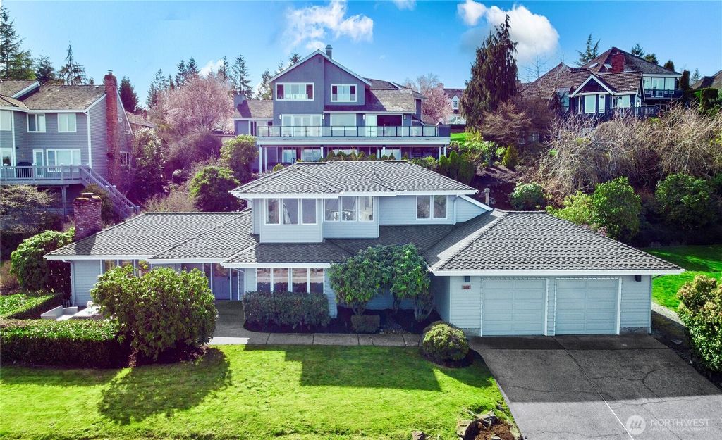 Photo of 4643 176th Avenue SE, Bellevue, WA 98006 (MLS # 2346440)