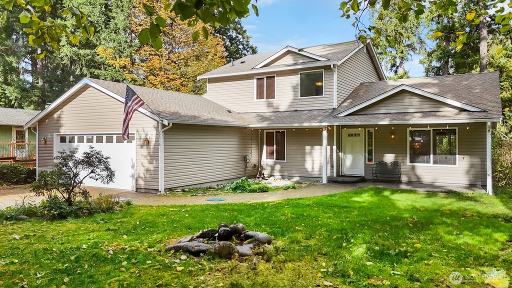 Photo of 22318 Blue Lake Court SE, Yelm, WA 98597 (MLS # 2448947)