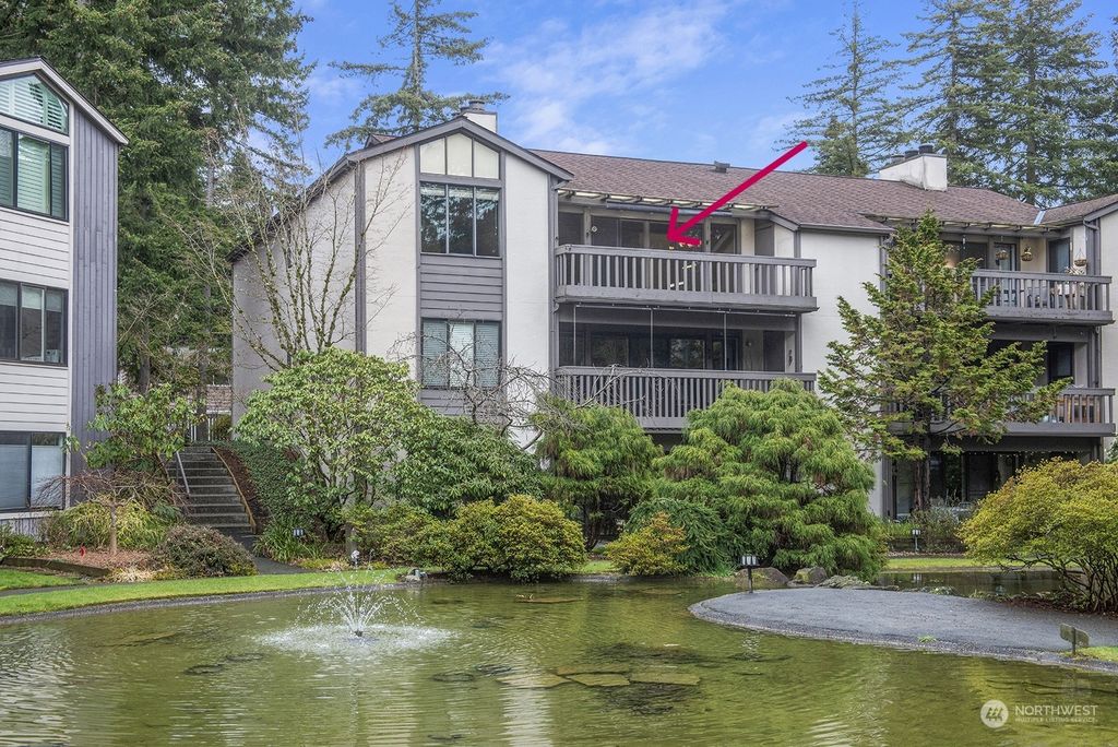 Photo of 1619 NE 143rd Street #K6, Seattle, WA 98125 (MLS # 2045739)