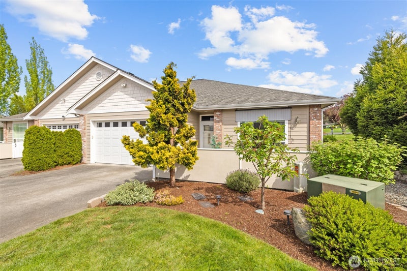 433 Big Leaf Court
