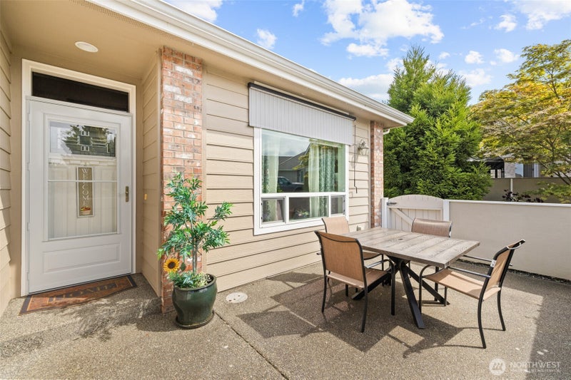 433 Big Leaf Court