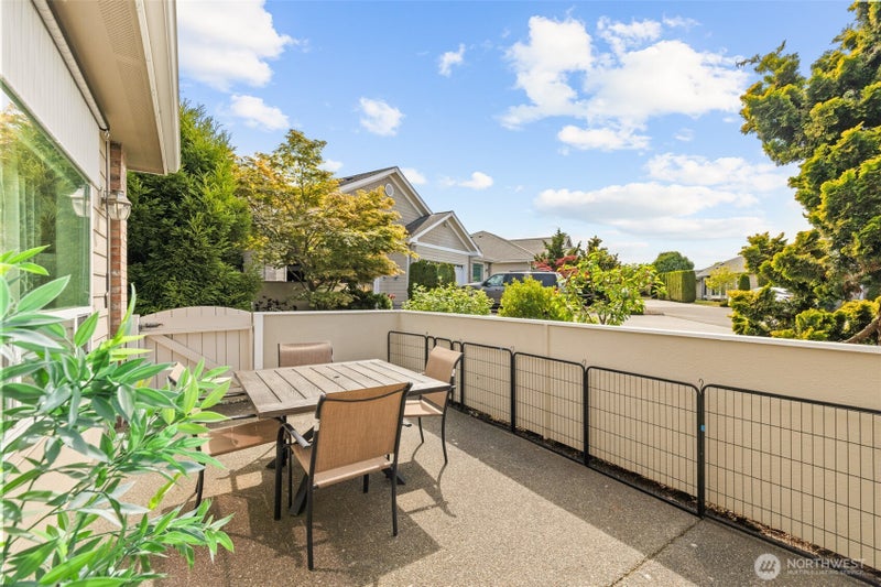 433 Big Leaf Court
