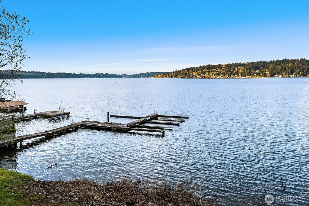 Photo of 4206 182nd Avenue SE, Issaquah, WA 98027 (MLS # 2362200)
