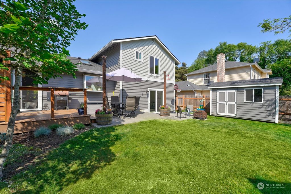 Photo of 1410 SW 220th Street, Bothell, WA 98021 (MLS # 2129651)
