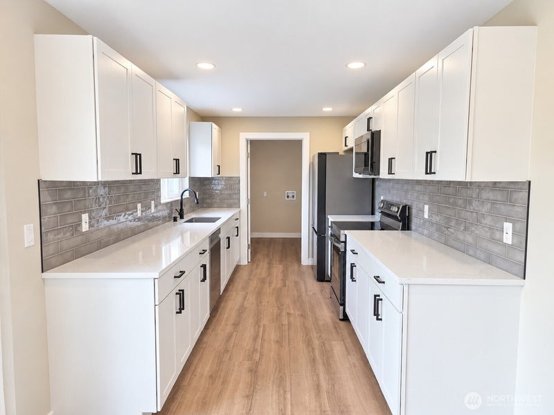 20411 State Route 20