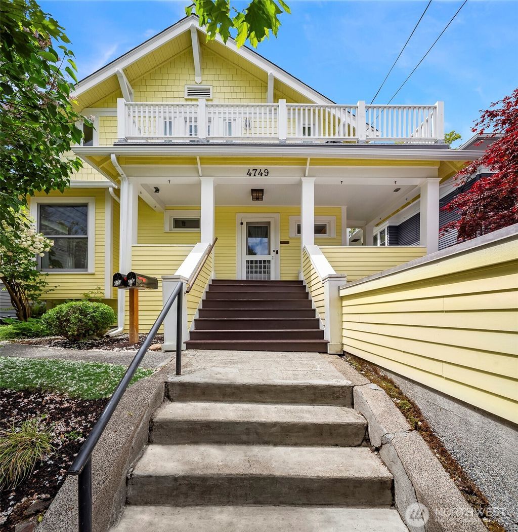 Photo of 4749 Thackeray Place NE, Seattle, WA 98105 (MLS # 2382610)