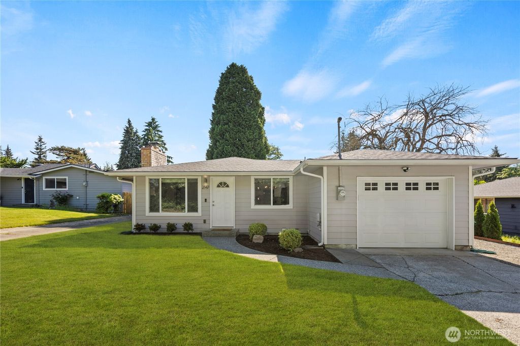 Photo of 2147 NE 12th Street, Renton, WA 98056 (MLS # 2529839)