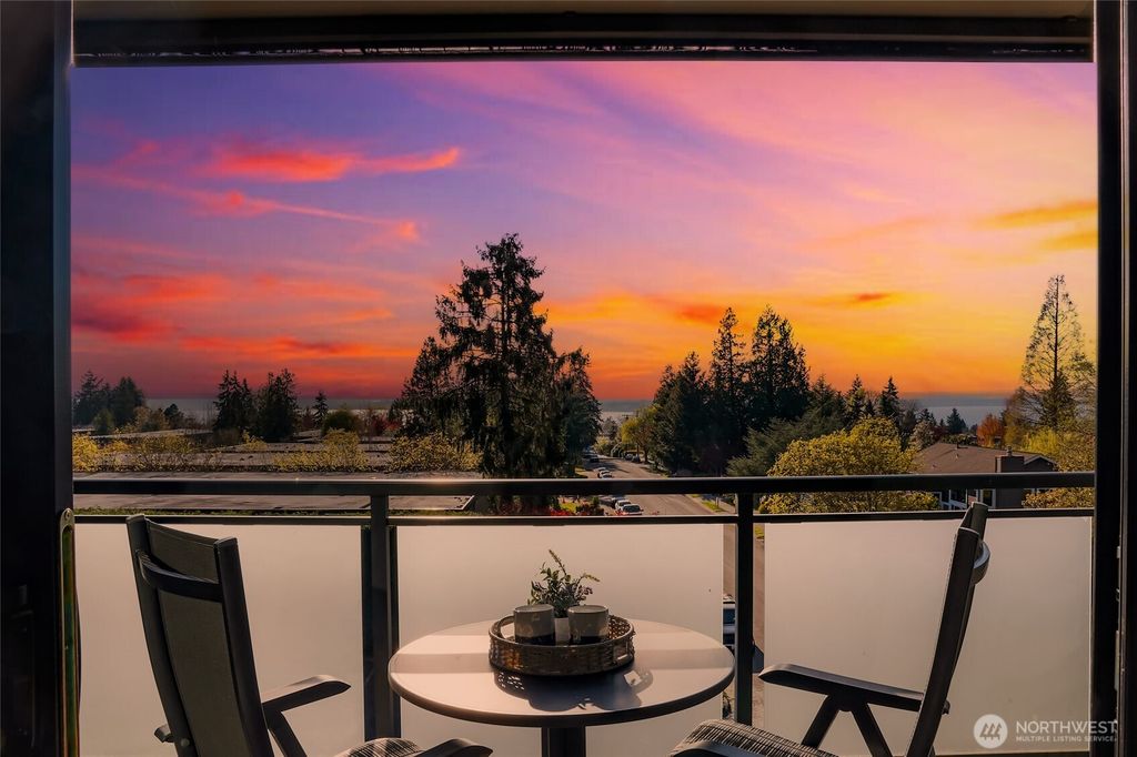 Photo of 11230 NE 68th Street #C, Kirkland, WA 98033 (MLS # 2507374)