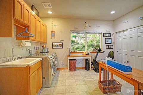 A home in Camano Island