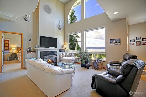 A home in Camano Island